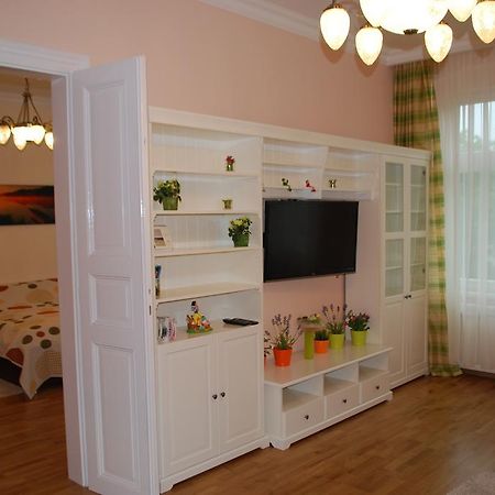 Jurincom Apartments Masaryka Карлови Вари Екстериор снимка